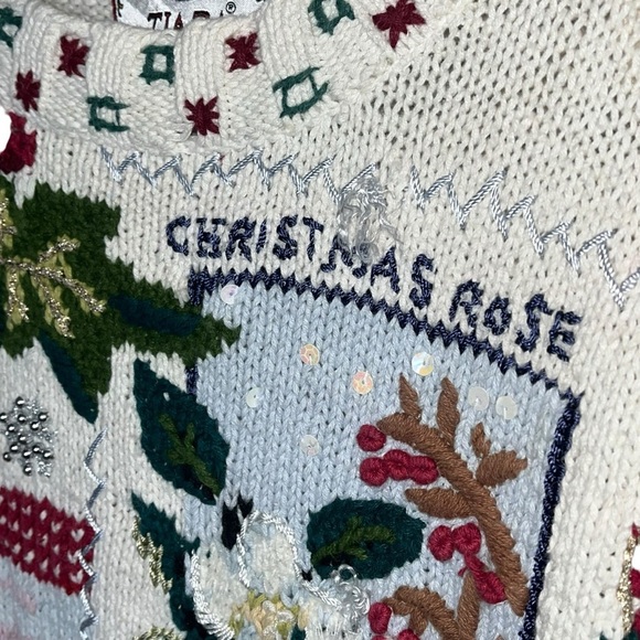 Tiara Christmas Rose Winter Cabin scene ugly tacky holiday sweater medium‎ 1990s - Picture 3 of 12